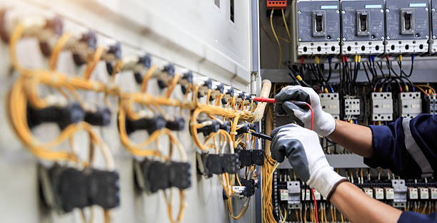 Professional Electrician technician working in Saltville, VA